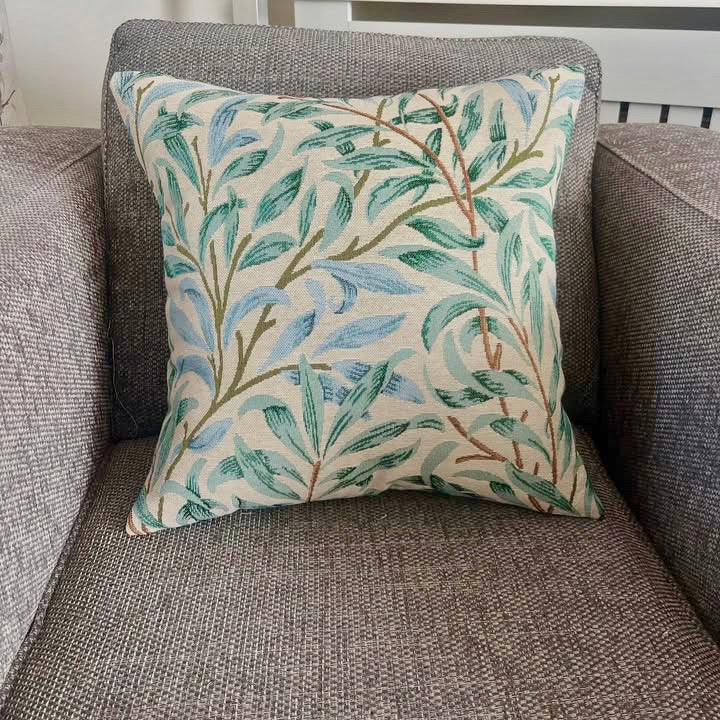 William Morris - Willow Bough Cushion