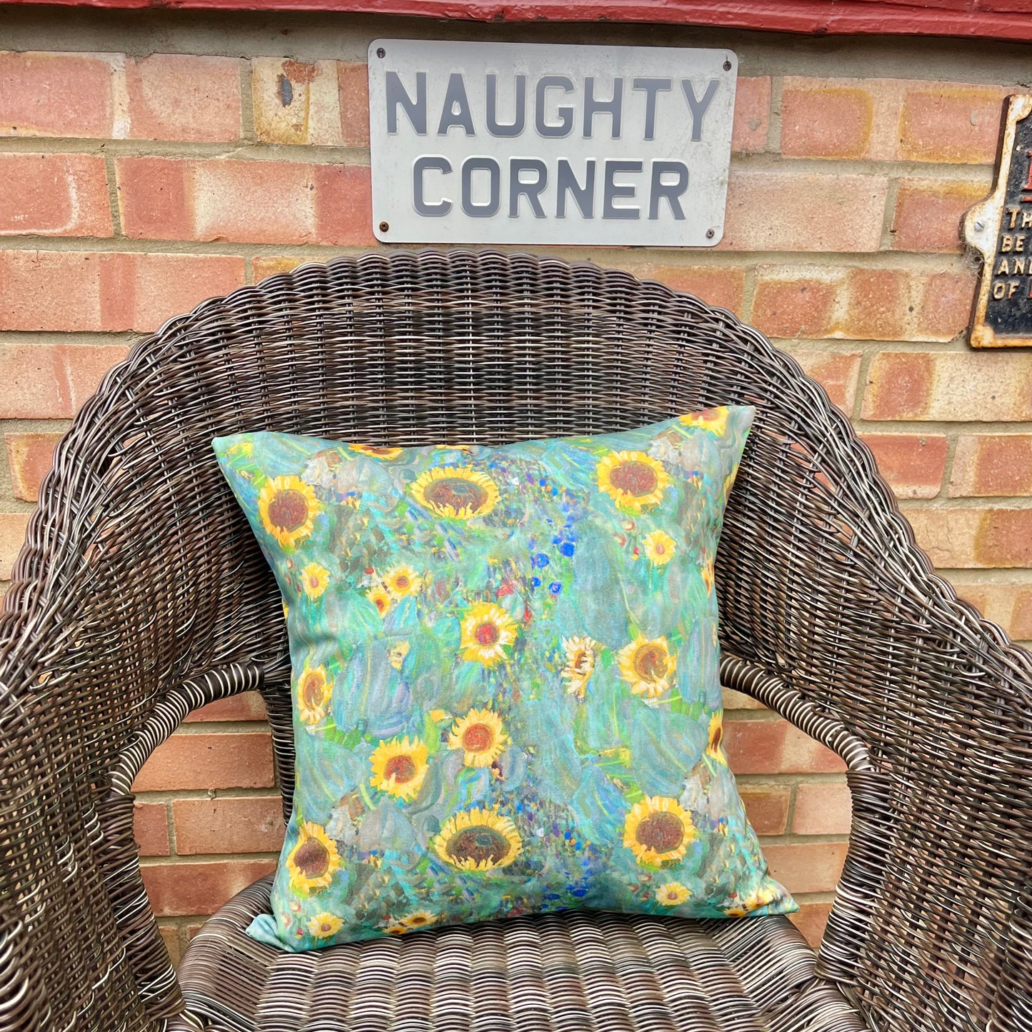 Outdoor cushion