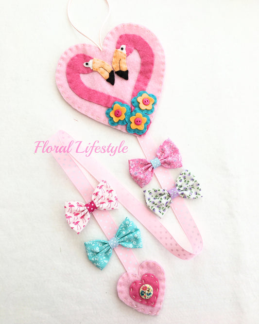 Deluxe flamingo hair bow holder